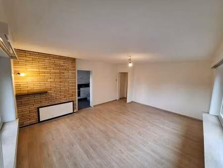 appartement entièrement rénové + garage & cave