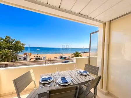 vente studio avec coin nuit fréjus plage vue mer imprenable