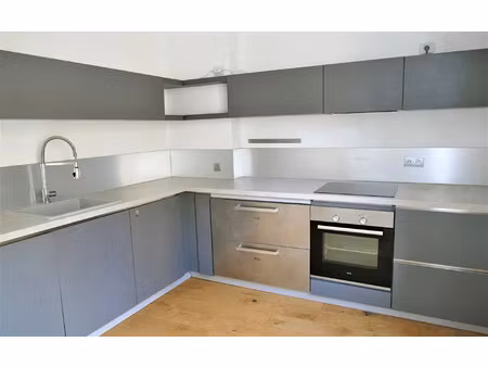 location appartement  m² t-4 à chambéry  997 €