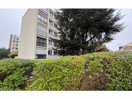 location appartement  m² t-1 à fontenay-sous-bois  779 €