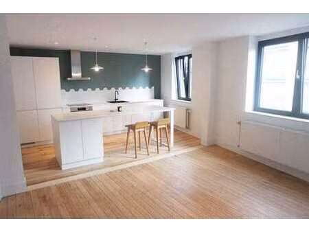 appartement de qualité 2 chambres dans les vennes.
