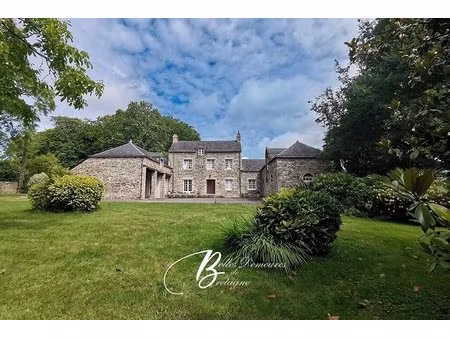 a vendre belle propriété alliant calme et proximité du centre-ville