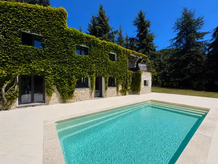 sospel - propriete d'exception 4/5 pieces avec piscine et te