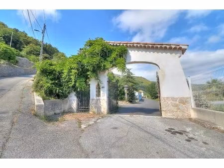 à vendre – grande propriété avec vue mer panoramique et fort potentiel