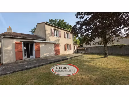 maison à rafraichir - 5 chambres.