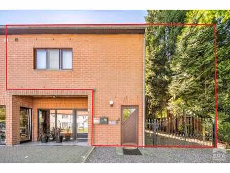 grand appartement 3 ch. près du centre de genk