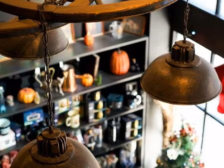 cession concept store immersif (restaurant/boutique)