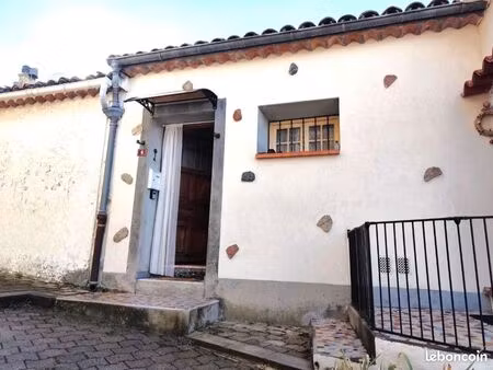 maison de village