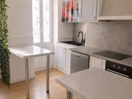 maison de village 77 m²