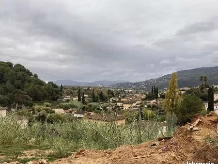 terrain 647 m² la roquette-sur-siagne