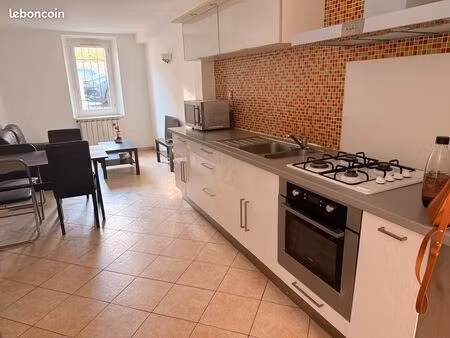 maisonnette de ville 3 étages – cabot  9e marseille 40 m² carrez + 20 m² de mezzanine | 16