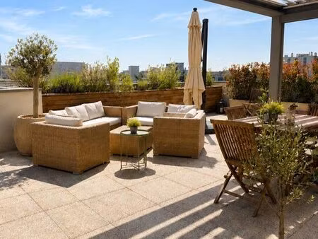 superbe appartement avec terrasse