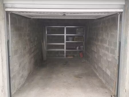 garage plain-pied 15m2 quartier cusset