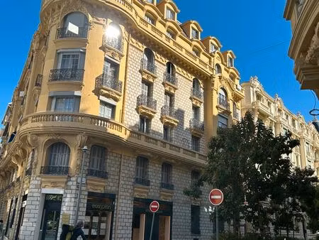 nice carre d'or bureaux a louer