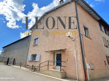 maison de village 3 pièces 65 m²