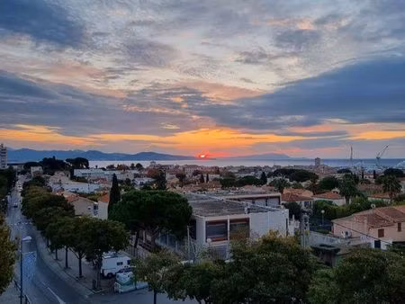 rare à la vente – t3 avec vue mer et vue dominante sur la ville
