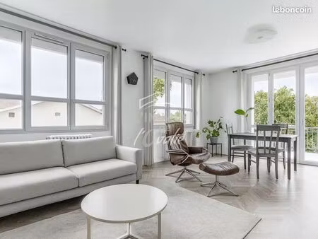 maison 6 pièces 160 m²