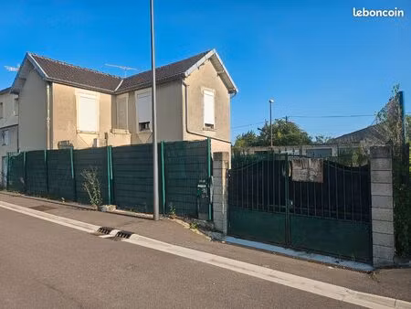 maison à fort potentiel – 85 m² + garage + jardin