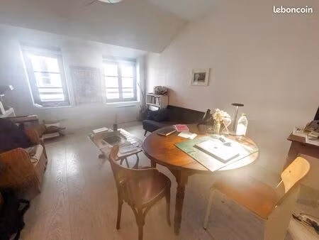 appartement 2 pièces 54 m²