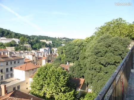 direct particulier tres beau canut avec air conditionnee