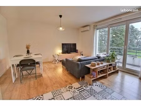 appartement 3 pièces avec garage - décines centre