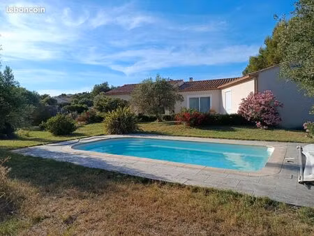 maison plain pied 125m2 avec piscine sur 1613 m2 de terrain dont 400m2 divisible