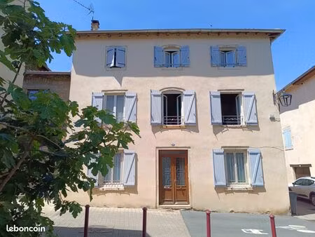 maison de village  vieil anse