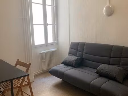 studio meublé 14 m2  hyper centre