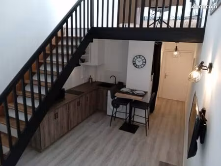 sainte-clotilde – moufia | t1 bis meublé – 33 m²■loyer : 670 cc/mois | disponible le 1er j