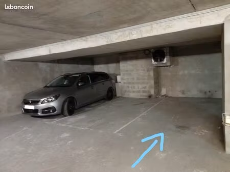 parking 10 m2 - 15ème volontaires proche montparnasse