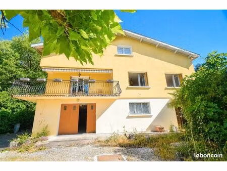 maison 6 pièces 115 m²