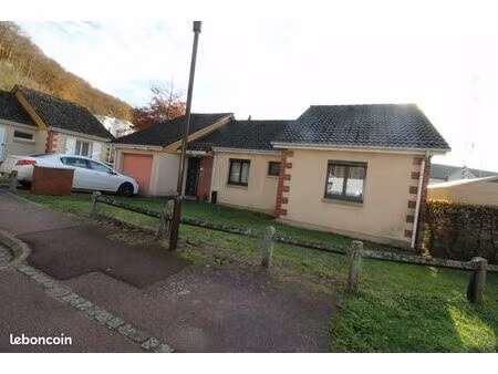 à louer – pavillon individuel de 90 m² avec jardin clos et garage à grainville-la-teinturi