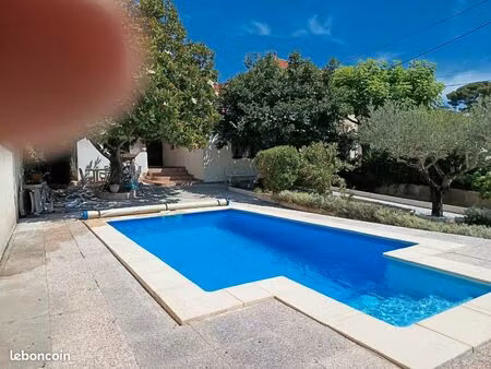 particulier vends maison .plan de cuques