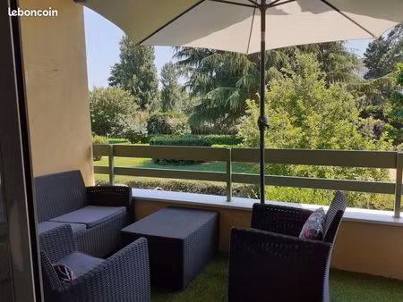 rare a champagne au mont d’or : appartement 3 pièces – 97 8m2