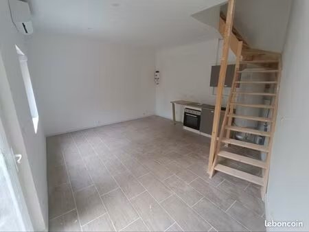 t3 duplex 50m2 + cours