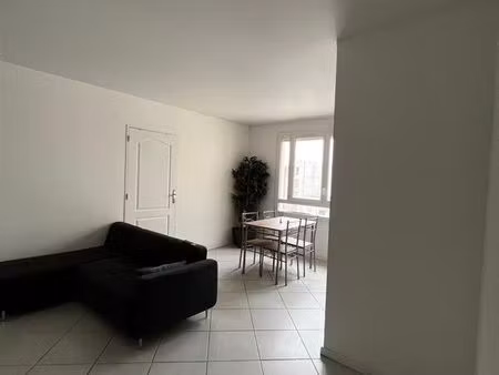 location t2 – résidence du mail de l’ourcq – villeparisis (77270)