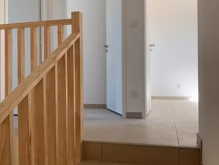 à louer villa t4 neuve de 84 m²