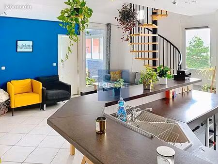 duplex 3 pièces 60 m²