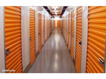 box / garde meuble / stockage/ garage a granville