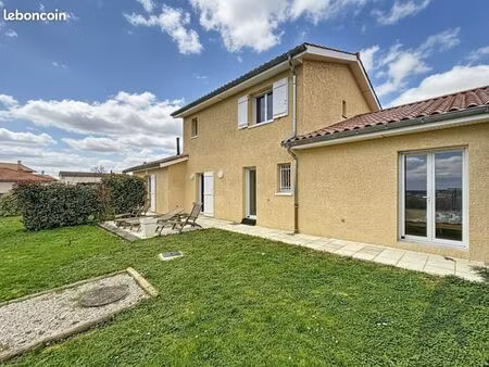 maison 5 pièces 130 m²