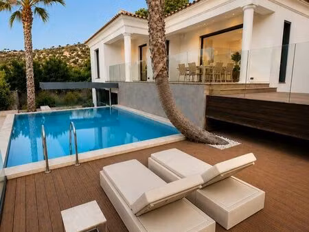 calme absolu & aucun vis-à-vis – villa contemporaine avec piscine à débordement