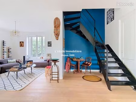 appartement 7 pièces 224 m²