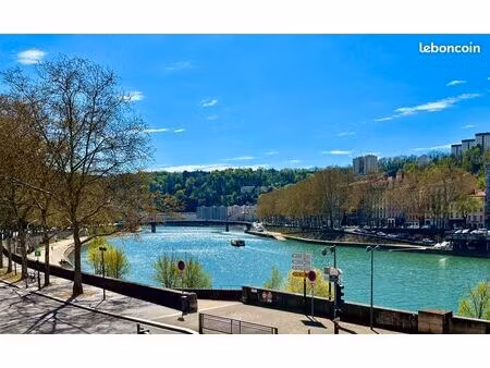 vue panoramique saône – 166 m² carrez – 4 chambres