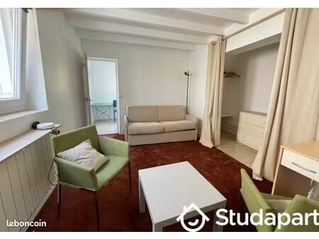 chambre 1 pièce 16 m²