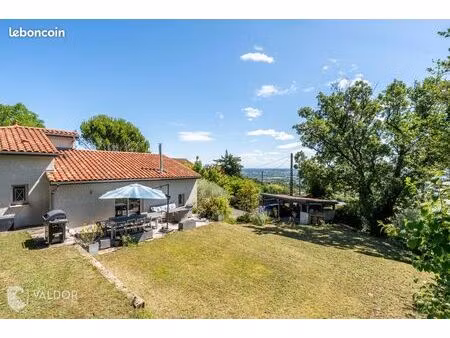 maison 5 pièces 145 m²