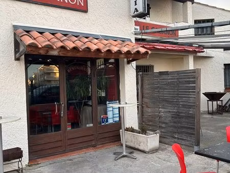 bar restaurant