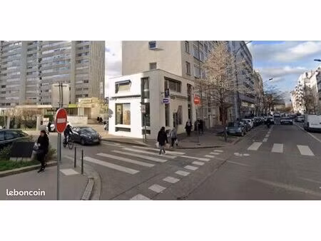 local commercial 180 m²