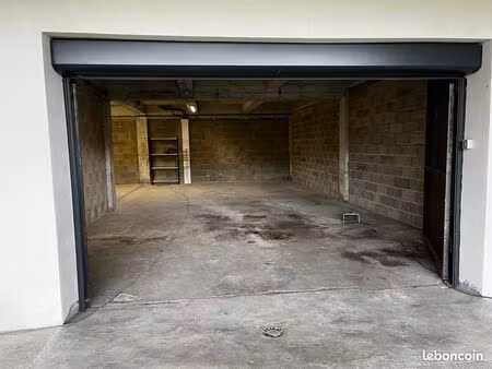 local professionnel 138 m² – 2 accès indépendants – marcilly-d'azergues (69380)