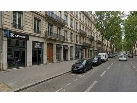 local commercial 78 m²