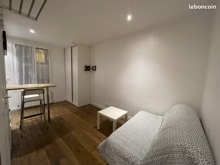 location studio meublé - 18m2 - 950 - paris 14eme